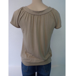 T-shirt beige