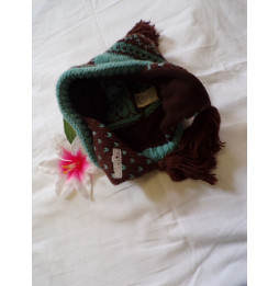 Bonnet marron et turquoise